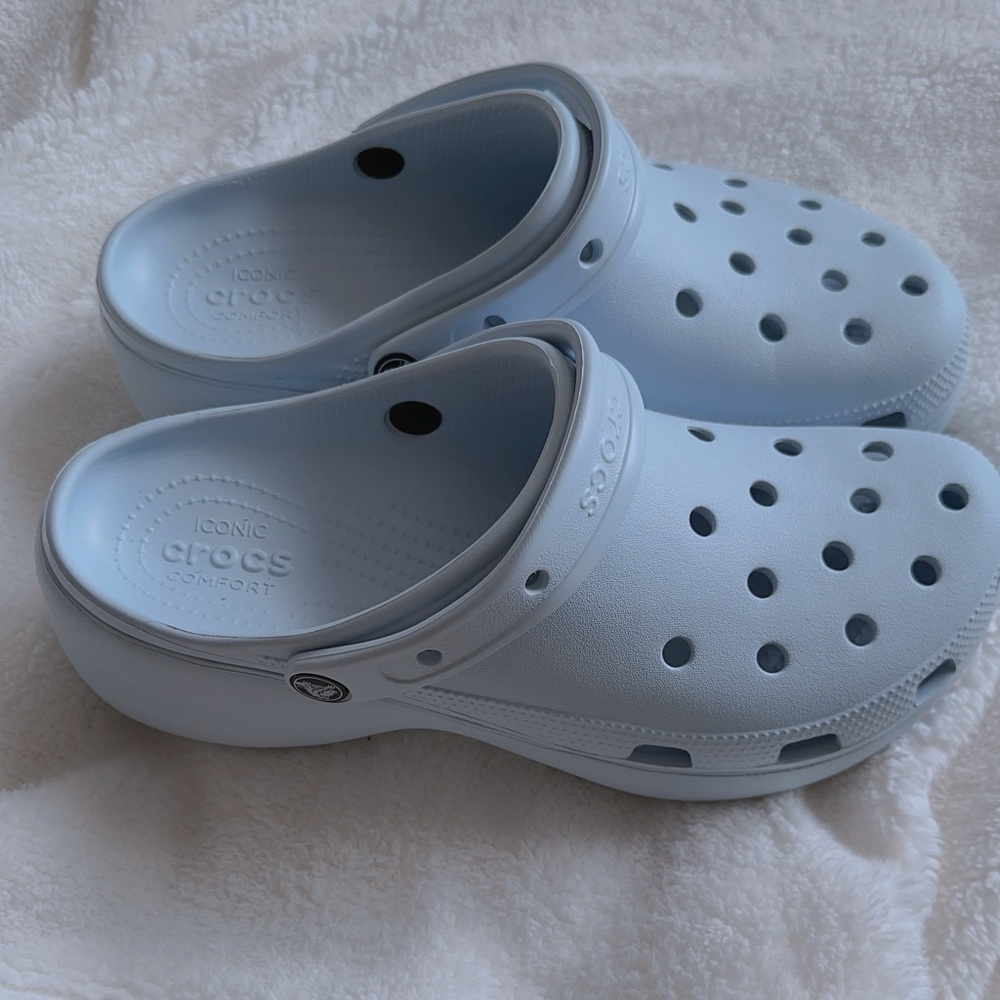 Blue Platform CROCS